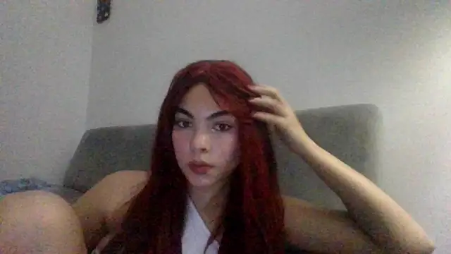 Snapshot of Kiri_Cutee chatting on December 31, 6:37 am Kiri Cutee online show from December 31, 6:37 am