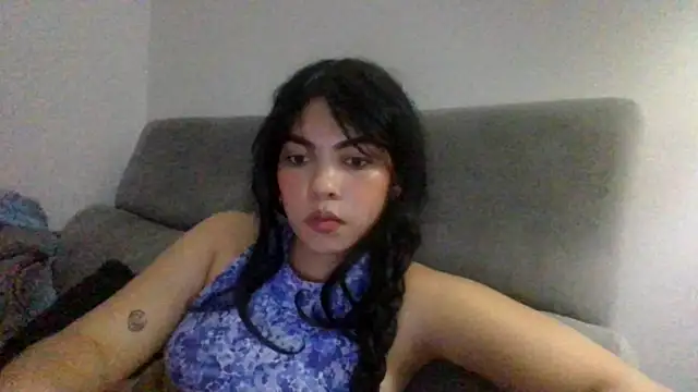 Snapshot of Kiri_Cutee chatting on January 3, 6:01 am Kiri Cutee online show from January 3, 6:01 am