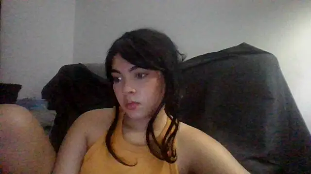 Snapshot of Kiri_Cutee chatting on January 8, 5:37 am Kiri Cutee online show from January 8, 5:37 am