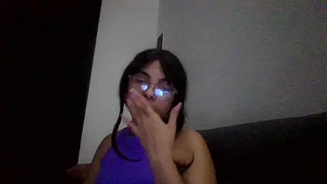 Snapshot of Kiri_Cutee chatting on January 31, 6:24 am Kiri Cutee online show from January 31, 6:24 am