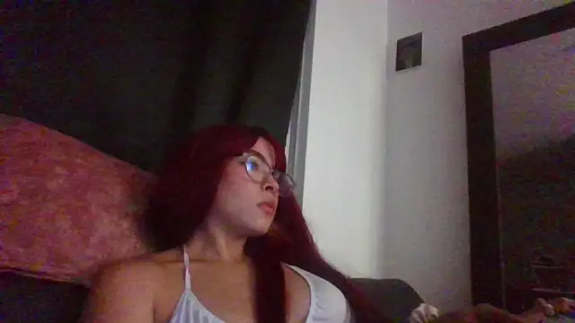Snapshot of Kiri_Cutee chatting on March 2, 1:58 am Kiri Cutee online show from March 2, 1:58 am