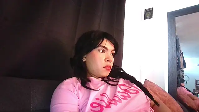 Snapshot of Kiri_Cutee chatting on March 11, 2:07 pm Kiri Cutee online show from March 11, 2:07 pm