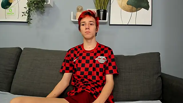 Viego Pattel online show from December 15, 6:26 pm