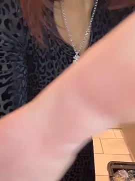 Snapshot of Porcella96 chatting on September 28, 8:58 pm Porcella96 online show from September 28, 8:58 pm