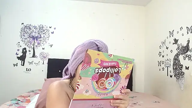 Snapshot of jeff_and_jade chatting on September 18, 12:18 pm jeff and jade online show from September 18, 12:18 pm