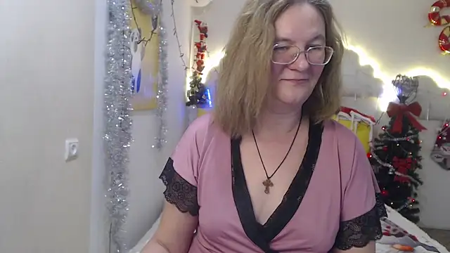 HolyMilfa online show from December 13, 1:33 pm