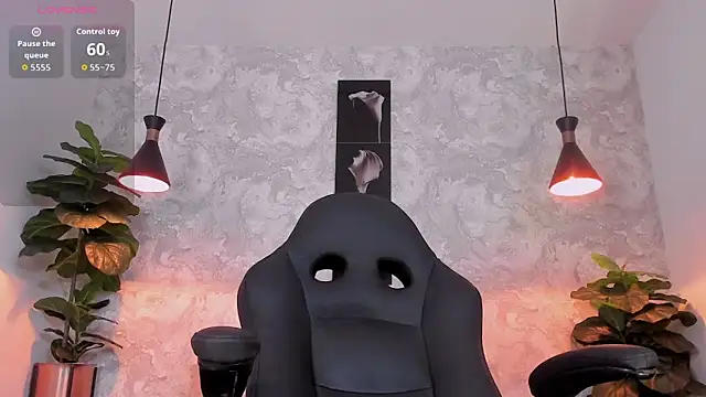 Regan   online show from February 15, 8:02 am