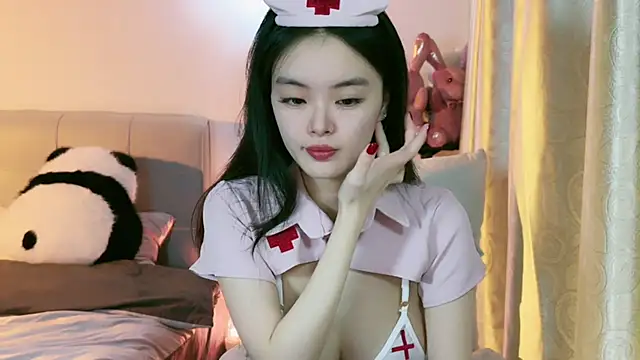 Snapshot of Fairy-HF chatting on January 11, 6:35 am Fairy-HF online show from January 11, 6:35 am