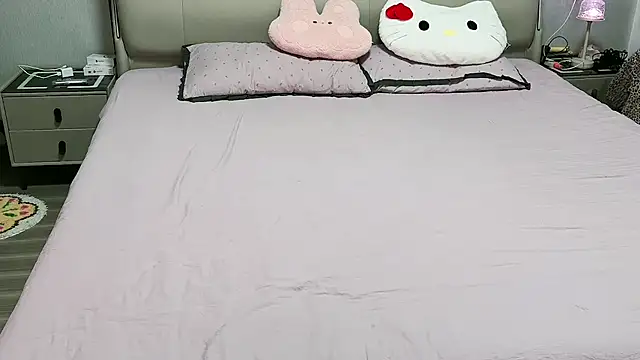 Snapshot of Fairy-HF chatting on October 24, 2:02 pm Fairy-HF online show from October 24, 2:02 pm