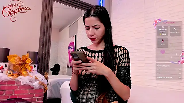 sweetieandjuicyy online show from December 20, 1:54 pm