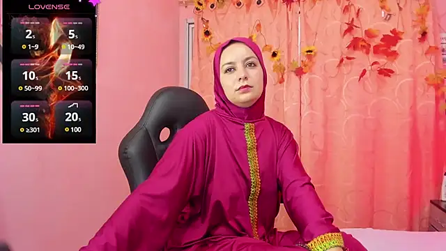 Snapshot of BadraSaadi chatting on December 12, 12:33 pm BadraSaadi online show from December 12, 12:33 pm