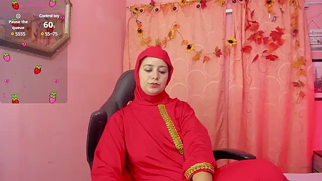 Snapshot of BadraSaadi chatting on February 11, 12:27 pm BadraSaadi online show from February 11, 12:27 pm