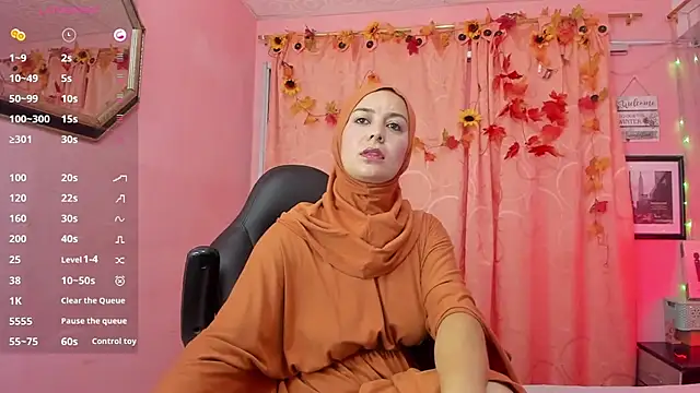 Snapshot of BadraSaadi chatting on March 13, 1:40 pm BadraSaadi online show from March 13, 1:40 pm