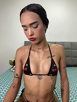 Snapshot of Exotic_girl666 chatting on September 22, 3:03 pm Exotic girl666 online show from September 22, 3:03 pm