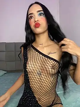 Snapshot of Exotic_girl666 chatting on October 26, 4:40 am Exotic girl666 online show from October 26, 4:40 am