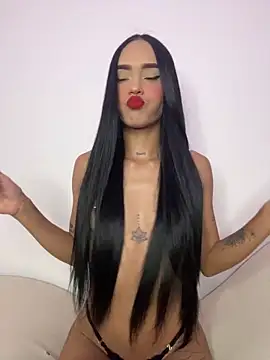 Snapshot of Exotic_girl666 chatting on December 14, 1:22 am Exotic girl666 online show from December 14, 1:22 am