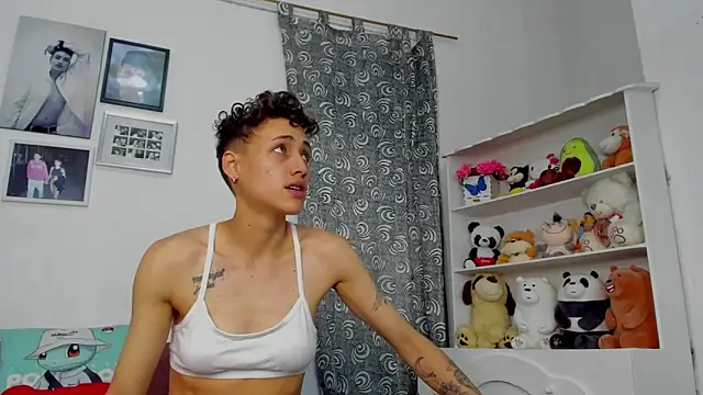 megan 100 online show from February 11, 4:12 pm