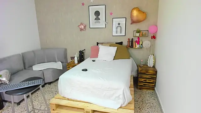 afrodita martinez online show from February 20, 8:58 pm