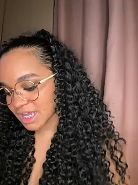 Lucy wilson5 online show from February 21, 7:01 am