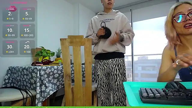 911Calling online show from February 17, 8:58 pm