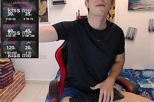 Snapshot of Angelo-cianuro- chatting on October 1, 10:49 pm Angelo-cianuro- online show from October 1, 10:49 pm