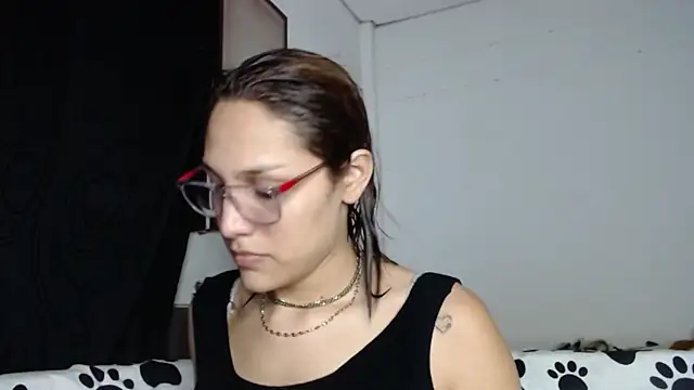 alexandra lorens online show from November 9, 1:15 am