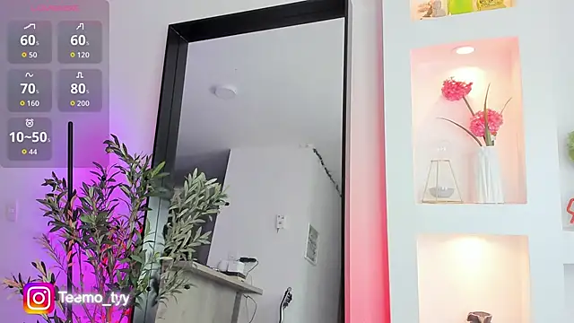 teemotwink online show from February 10, 10:03 pm