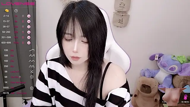Snapshot of Vaness-a chatting on January 19, 1:33 pm Vaness-a online show from January 19, 1:33 pm