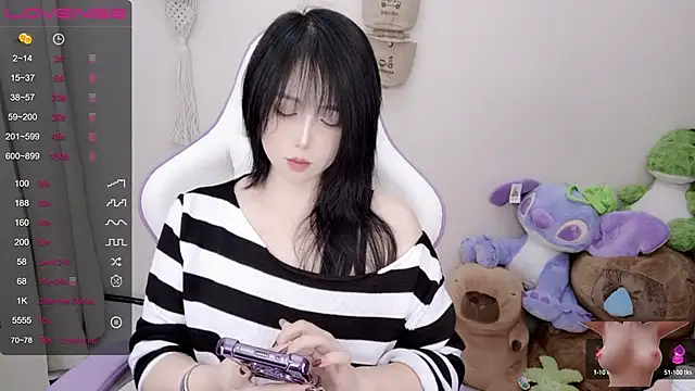 Snapshot of Vaness-a chatting on January 20, 5:48 pm Vaness-a online show from January 20, 5:48 pm