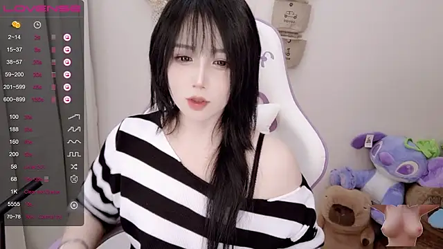 Snapshot of Vaness-a chatting on January 21, 12:15 am Vaness-a online show from January 21, 12:15 am