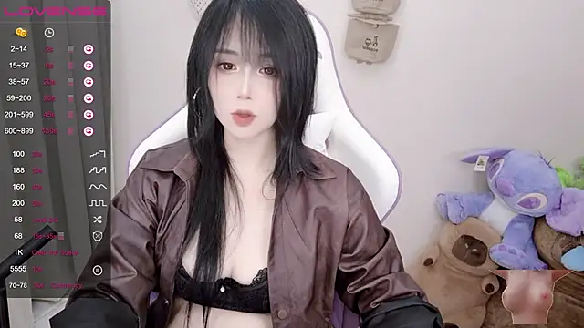 Snapshot of Vaness-a chatting on February 17, 5:10 pm Vaness-a online show from February 17, 5:10 pm
