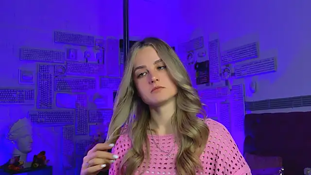 Snapshot of DeboraLarson chatting on March 13, 7:17 pm DeboraLarson online show from March 13, 7:17 pm