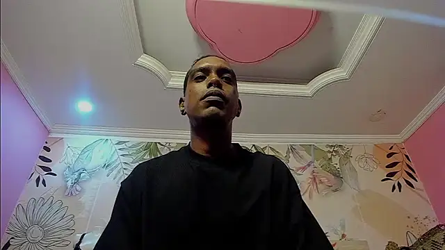 bigblackhotx1 online show from January 7, 1:13 pm