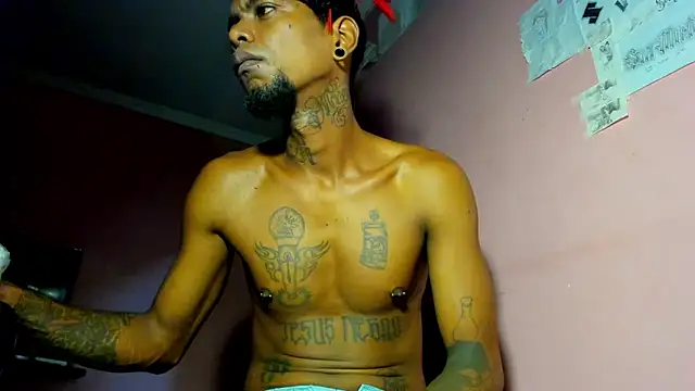 bigblackhotx1 online show from April 20, 10:07 am