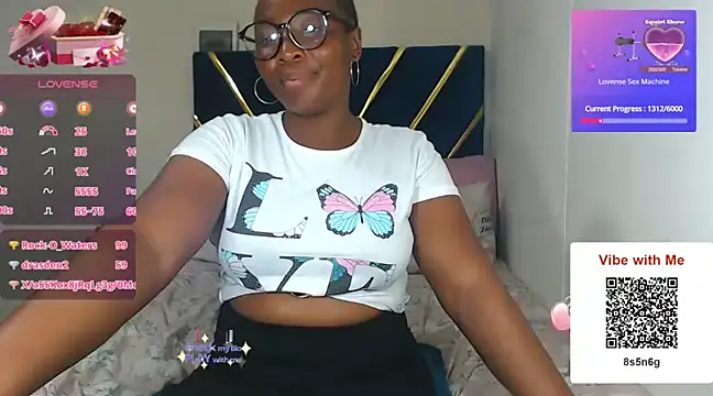 Snapshot of veronica1xxx chatting on January 12, 11:26 pm veronica1xxx online show from January 12, 11:26 pm