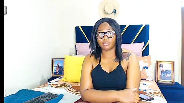 Snapshot of veronica1xxx chatting on September 18, 7:49 pm veronica1xxx online show from September 18, 7:49 pm