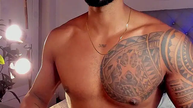 LiamGarcia1 online show from February 5, 3:42 pm