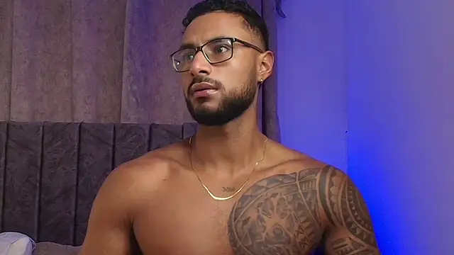 LiamGarcia1 online show from February 9, 1:35 pm