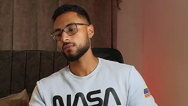 LiamGarcia1 online show from February 13, 12:13 am