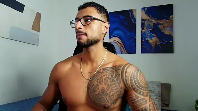 LiamGarcia1 online show from September 10, 2:06 pm