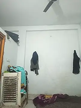 pintuS40 online show from February 23, 12:51 am