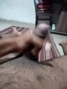 Snapshot of Thefatcockguy69x chatting on January 5, 2:17 am Thefatcockguy69x online show from January 5, 2:17 am