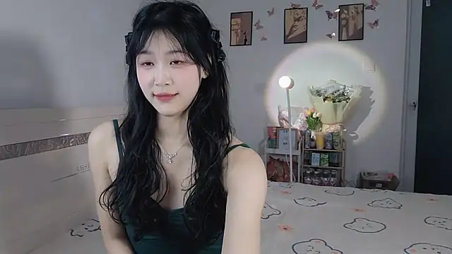 Snapshot of Luminous163 chatting on March 19, 4:13 pm Luminous163 online show from March 19, 4:13 pm