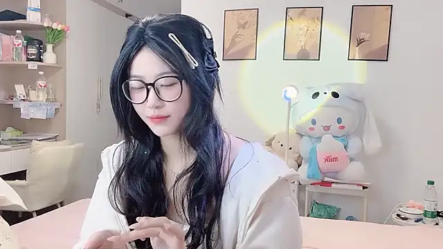 Snapshot of Luminous163 chatting on October 28, 12:52 pm Luminous163 online show from October 28, 12:52 pm