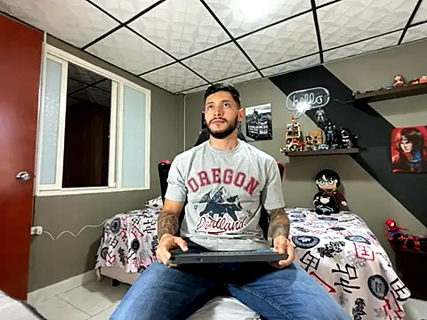 marcel crawford96 online show from September 28, 1:49 pm