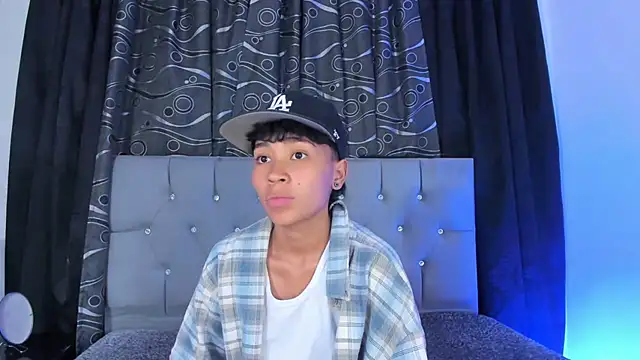 nova sex01 online show from January 14, 9:45 am