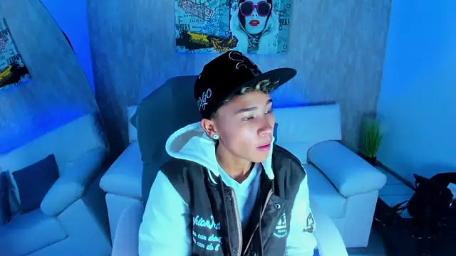 nova sex01 online show from October 22, 5:19 am