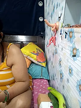 tina8th online show from April 14, 4:24 pm