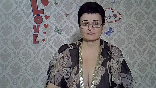 PaulaGolden online show from December 4, 4:38 pm