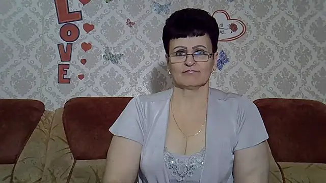 PaulaGolden online show from October 3, 7:38 am